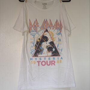 American Classics Licensed Apparel  Def Lepard Soft T-shirt